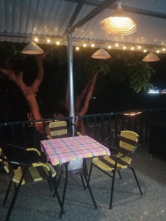 Du Gia Van Chung Homestay Lang Cac Exterior foto