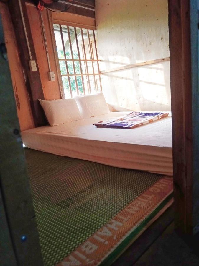 Du Gia Van Chung Homestay Lang Cac Exterior foto