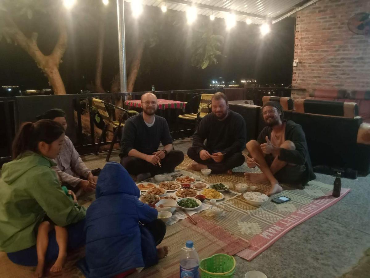 Du Gia Van Chung Homestay Lang Cac Exterior foto